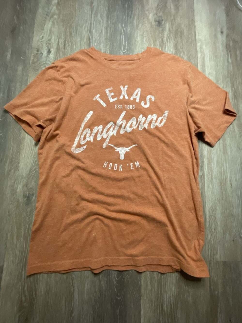 Texas Longhorns Hook 'Em Est. 1883 Distressed T-Shirt Burnt Orange Medium